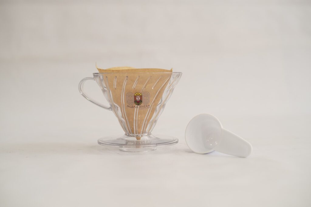 V60 CON FILTROS DE PAPEL Y TELA
